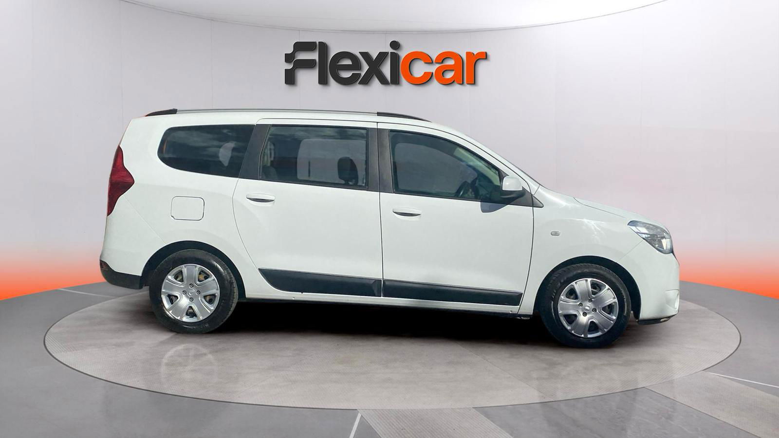 https://cdn-flexicar.caraffinity.it/public_appraisal_images_pro/images/stock/144433/W7GcsFUmnU__WhatsApp Image 2025-06-02 at 18.42.25.jpeg